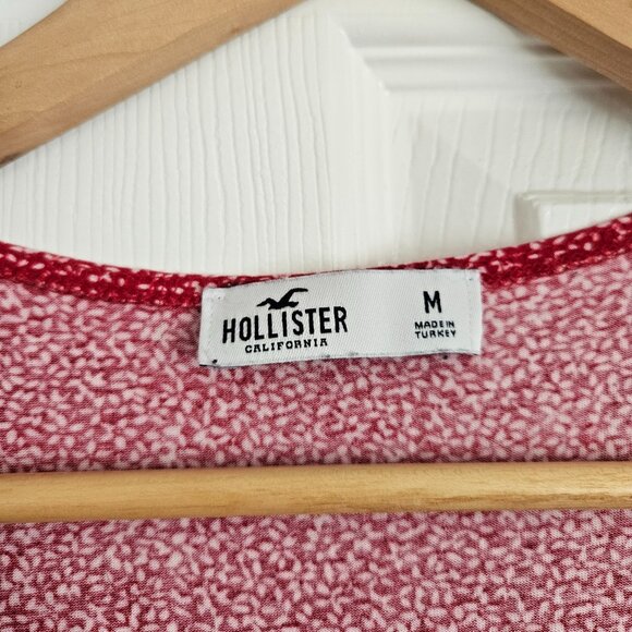 Hollister California - Size M - Made in Turkey - Red & White Floral Dress - Picture 4 of 12